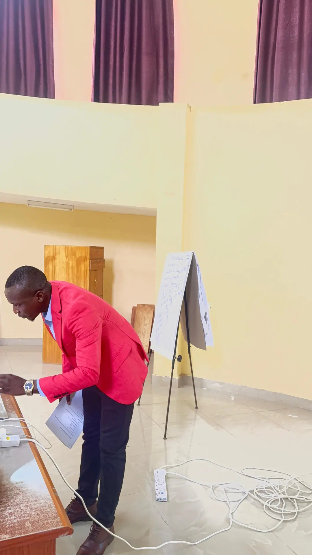 SELMATRAC CEO and trainer leading a research and data analytics training session in Kenya